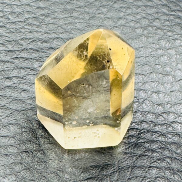 Prisme de citrine de Madagascar (réf ct14) – Image 2