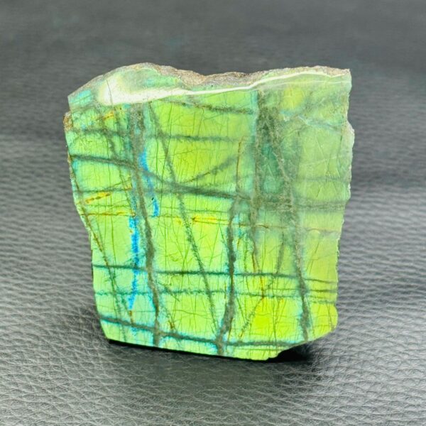 Labradorite Brute "une Face Polie" (réf l1f1) – Image 2