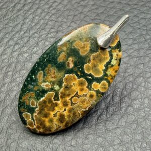 Pendentif jaspe orbiculaire