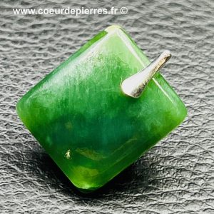 Pendentif en jade néphrite de Chine (réf pja5)