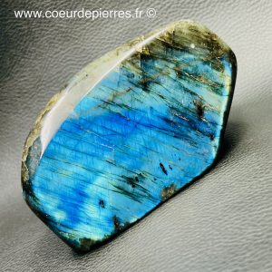 Labradorite Bleue 0,739 kg “forme libre” (réf blp66)