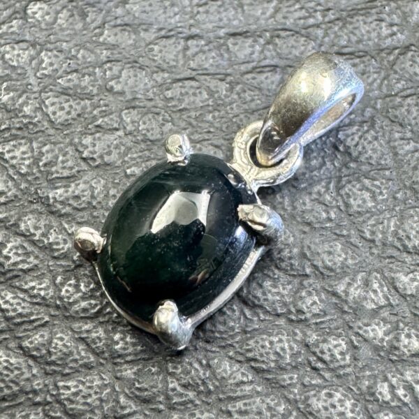 Pendentif en Saphir Facetté du Sri Lanka (réf sa4) – Image 2