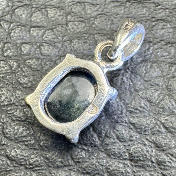 Pendentif en Saphir Facetté du Sri Lanka (réf sa4) – Image 3