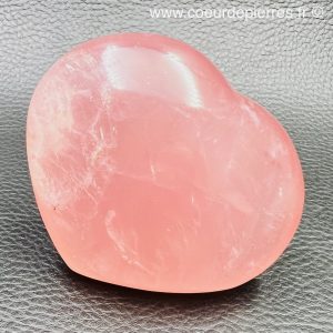 Coeur en quartz rose de Madagascar (réf cqr4)