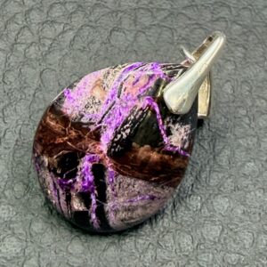 Pendentif en Sugilite