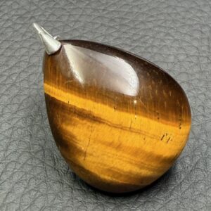 Pendentif en Oeil de Tigre