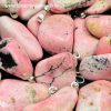 Pendentif en Rhodonite de Madagascar “Pierre Roulée" – Image 4