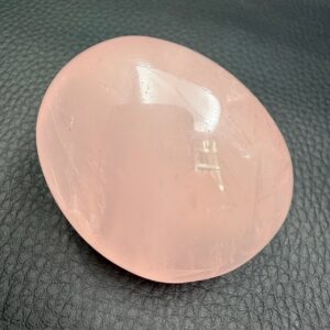 Galet en Quartz Rose