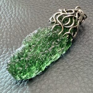 Pendentif Moldavite