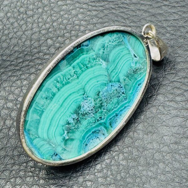 Pendentif en Chrysocolle du Congo (réf c21) – Image 3