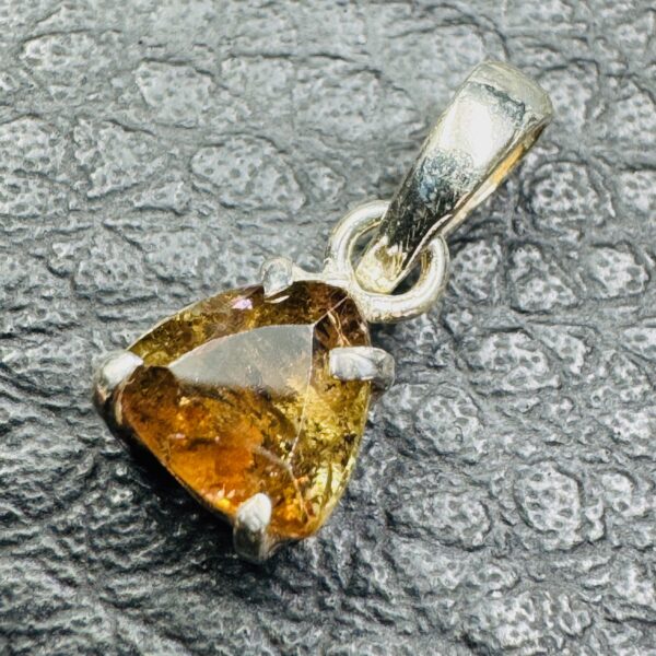 Pendentif en Chiastolite “Andalousite” d’Australie (réf chi9) – Image 3
