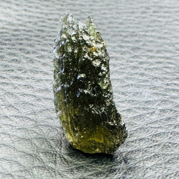 Moldavite “Maly Chlum” de République Tchèque (réf md7) – Image 2