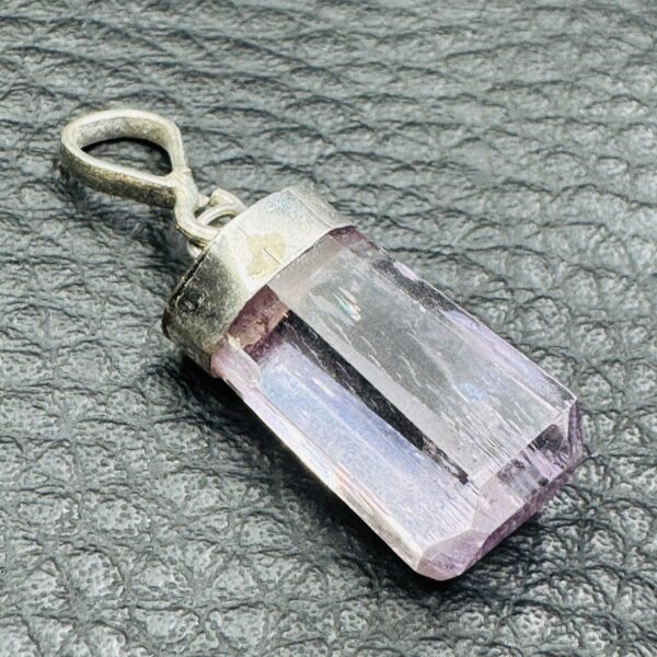 Pendentif en Kunzite du Pakistan (réf pkn4) – Image 2