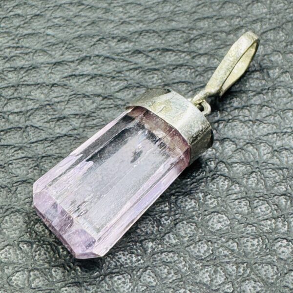 Pendentif en Kunzite du Pakistan (réf pkn4) – Image 3