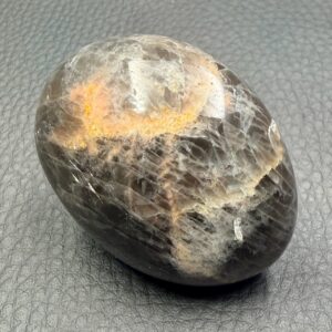 Pierre de Lune Noire