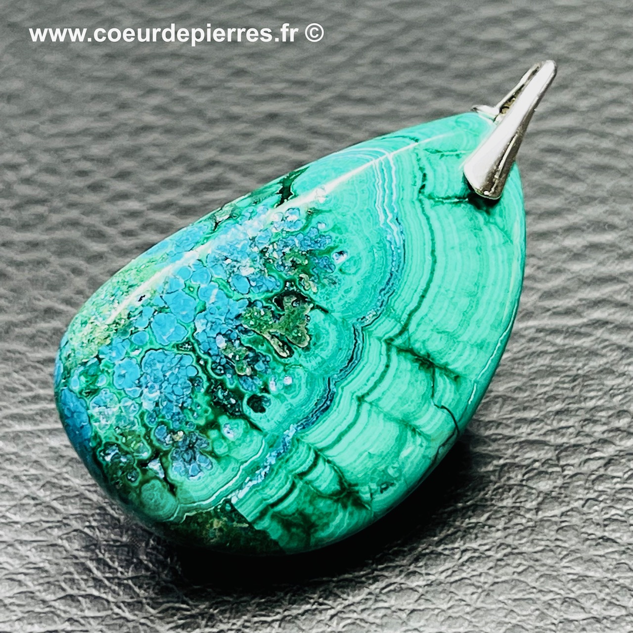 Pendentif en chrysocolle du Congo (réf c21)