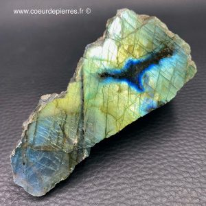 Petit morceau de labradorite une face polie (réf pbl19)