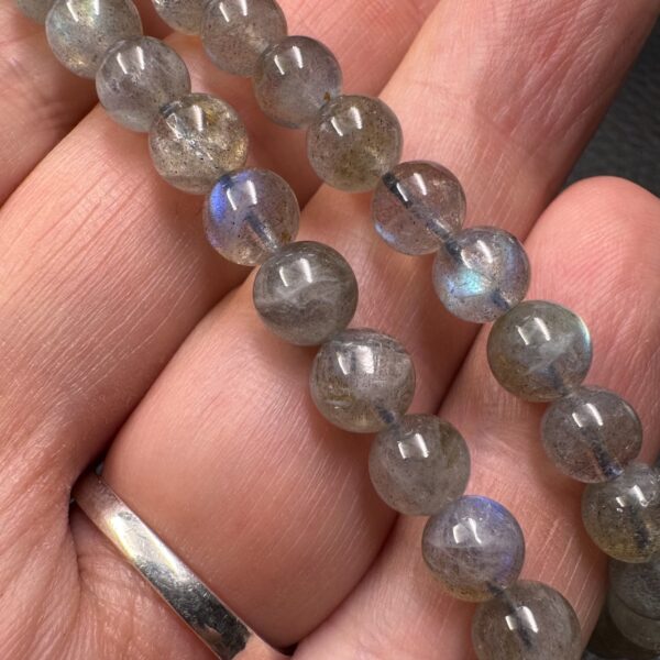 Collier en Labradorite "perles 6mm" (réf cla6) – Image 5