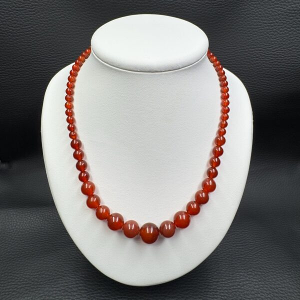 Collier en cornaline