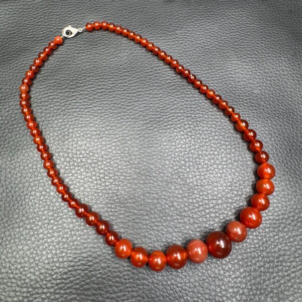 Collier en cornaline "perles 12mm" (réf coco1) – Image 3