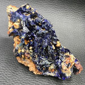 Azurite cristallisé du Maroc de 307 grammes (réf azm29)