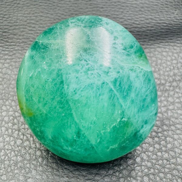 Galet en Fluorite de Madagasacar(réf gf1) – Image 3