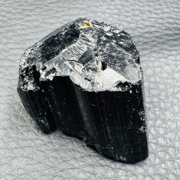 Tourmaline Noire du Brésil (réf pt1) – Image 2