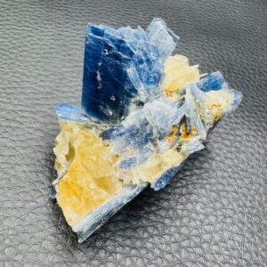 Cyanite
