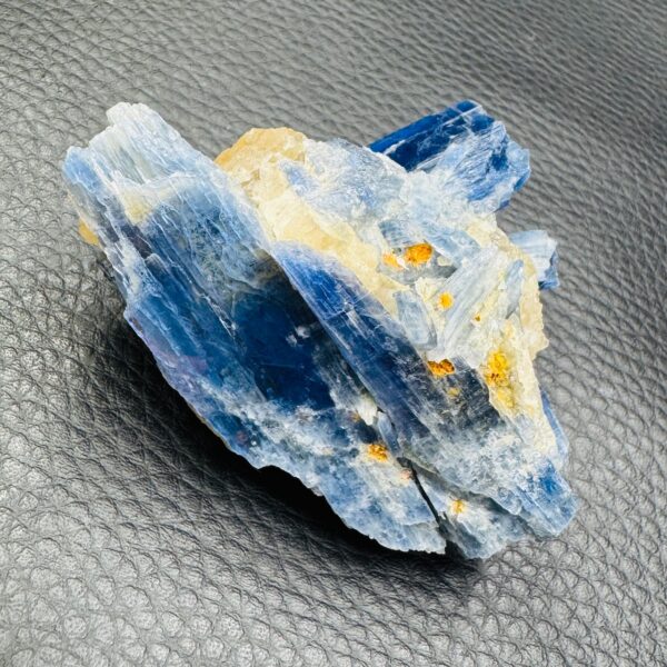Cyanite