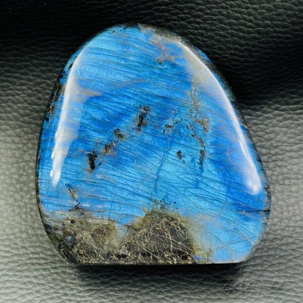 Labradorite Bleue
