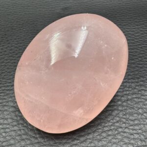 Galet en Quartz Rose