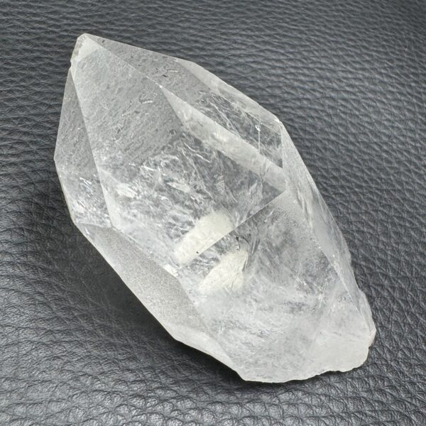 Prisme cristal de roche de Madagascar (réf gq22) – Image 2