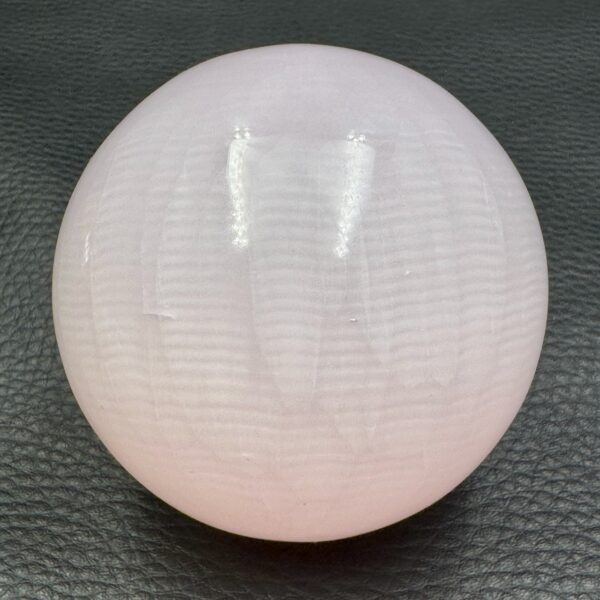 Sphère en Manganocalcite du Pérou (ref cob9) – Image 4