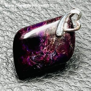 Pendentif en sugilite d’Afrique du sud “rare” (réf sg1)