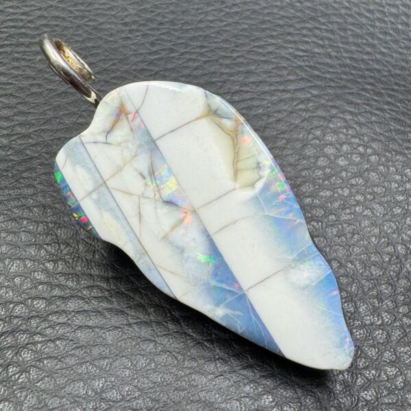 Pendentif en Opale Noire Matrix d’Honduras (réf poh2) – Image 3
