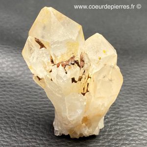 Druse de cristal de roche avec inclusions de Hollandite de Madagascar (réf gq45)