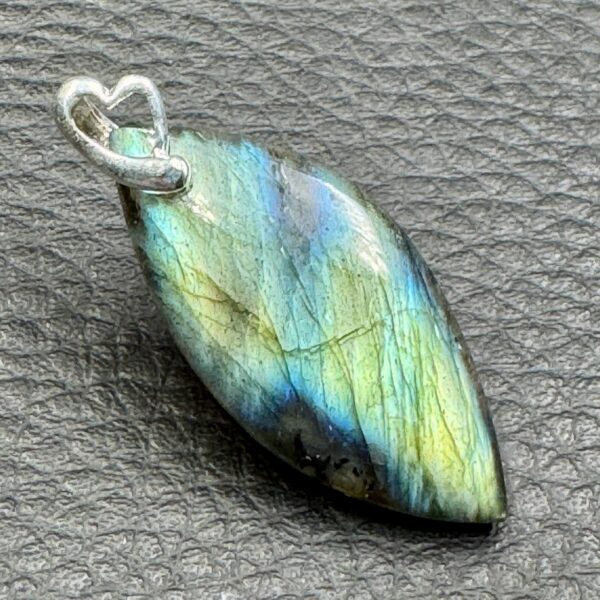 Pendentif Labradorite Verte (réf lve81) – Image 2