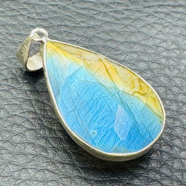 Pendentif Labradorite Bleu Doré (réf ltm21) – Image 2