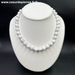 Collier en howlite “perles 10mm” ( chw2)