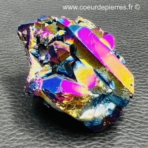 Druse de quartz titane « bombardé » (ref qt8)