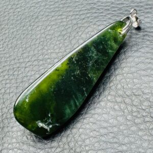 Pendentif en Jade