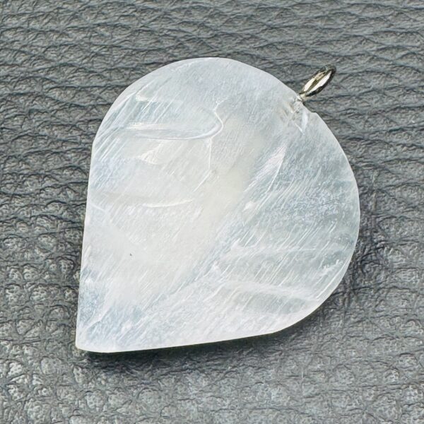 Pendentif en Sélénite du Maroc (réf sel10) – Image 3