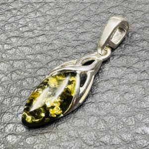 Pendentif en Ambre Verte