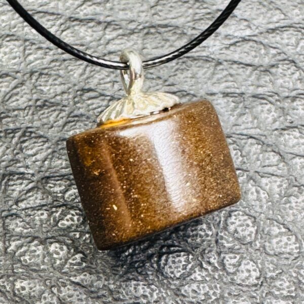 Pendentif en Opale Boulder d’Australie de 6 carats (réf po41) – Image 4