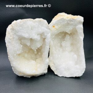 Géode de cristal de roche du Maroc de 1,800kg (réf gcr4)
