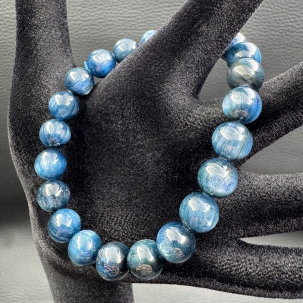 Bracelet en cyanite bleue du Brésil "perles 8mm" – Image 2