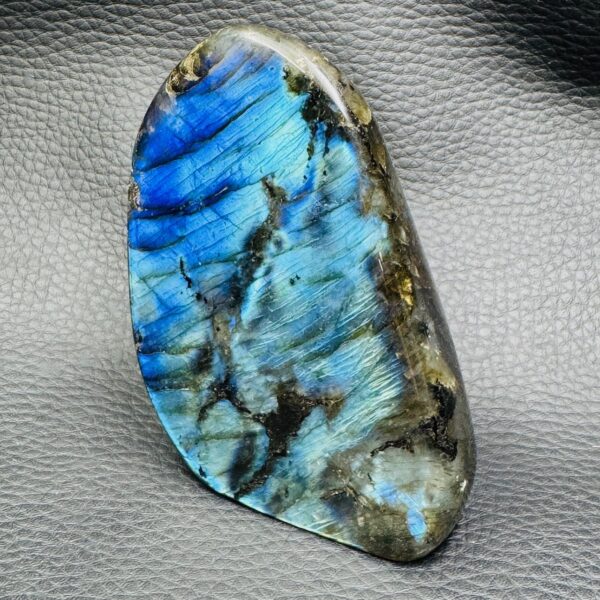 Labradorite Bleue "toutes faces polies" (réf pbl20) – Image 2