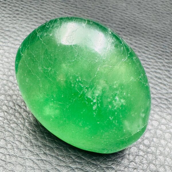 Galet fluorite de Madagascar (réf gf5) – Image 3