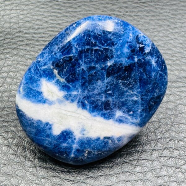 Galet en Sodalite du Pakistan (réf gso4) – Image 3