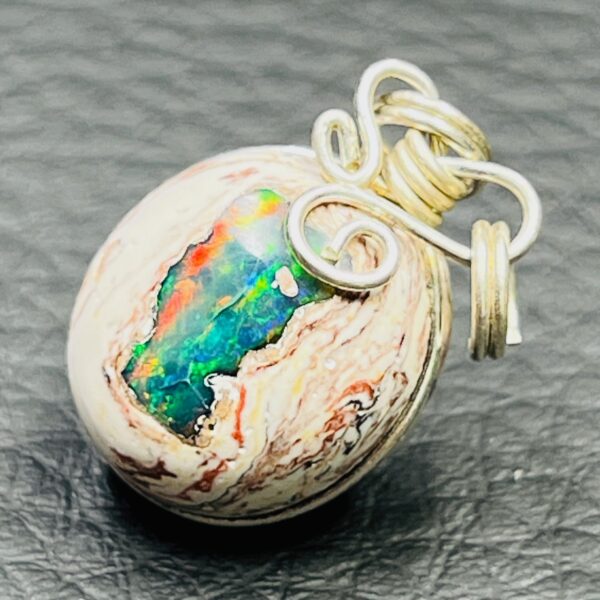 pendentif opale